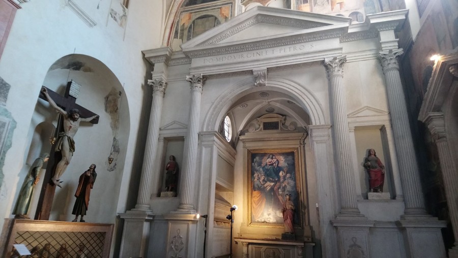 Gli ultimi nipoti diretti di Dante sepolti a San Fermo