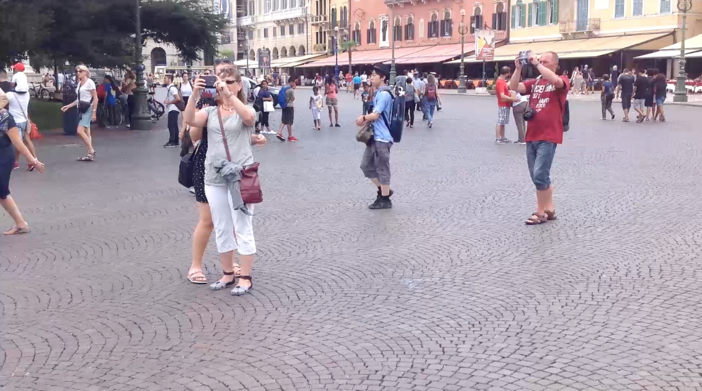 Turismo, a Verona tanto mordi e fuggi