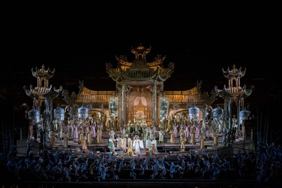 Turandot da fiaba incanta l'Arena