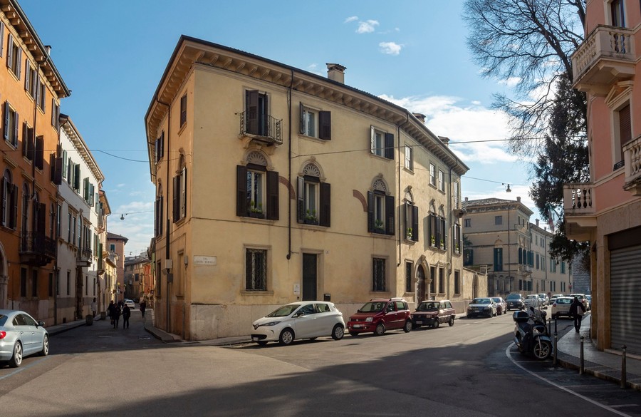 Viaggi di lavoro? Una coppia di veronesi crea un alloggio (di lusso) tutto made in Italy